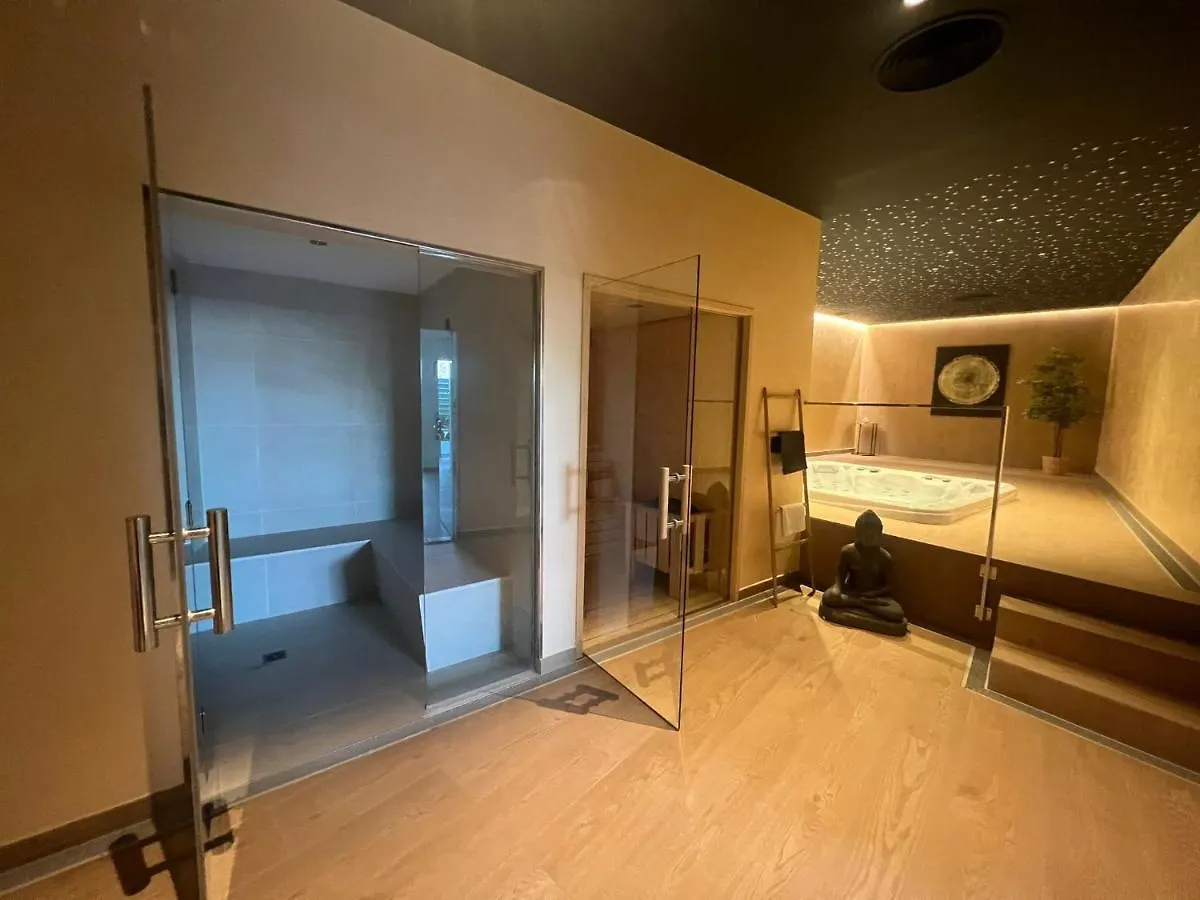 Pure South Residence Manilva 0*,